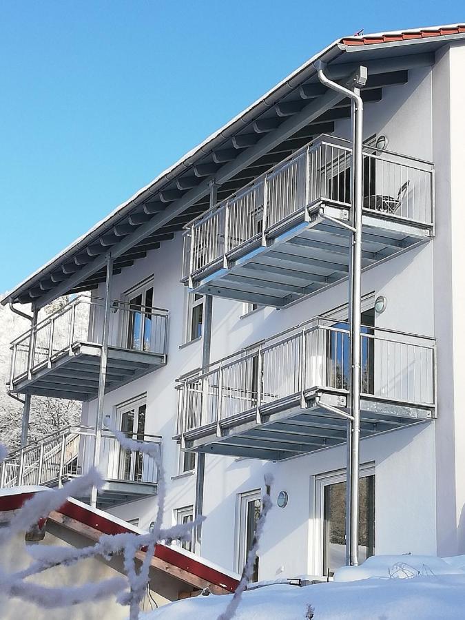 Fraenkische Linie - Radspitz-Ferienwohnungen Marktrodach Buitenkant foto